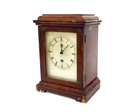 Mahogany mantel clock timepiece with Lenzkirch movement, within a stepped case, 11" high