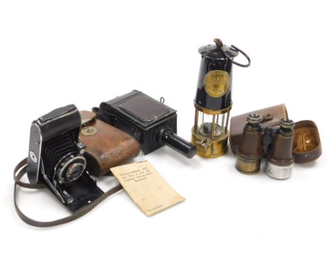 A group of collectables, comprising a brass and black painted metal Protector Lamp and Lighting Company miner's lamp, 23cm hi
