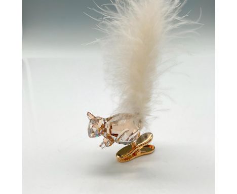 Part of the Merry Christmas theme. Figural is designed in amber crystal holding a star with his crystal bushy feather tail at