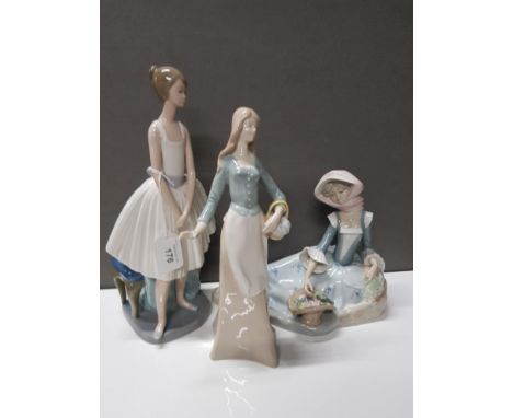 3 ASSORTED FIGURES INC NAO AND CASADES ETC