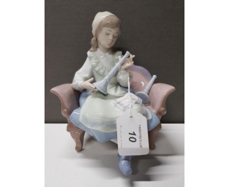 LLADRO FIGURE 6183 PREPARING FOR THE SABBATH