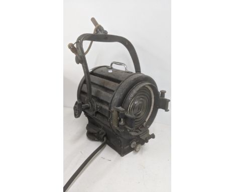 A vintage Mole Richardson theatre spot/flood lamp. Location:A3MIf there is no condition report, please request