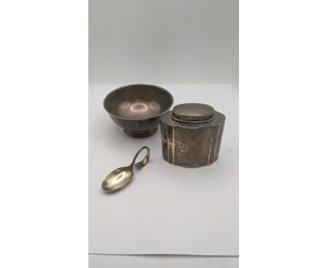 Silver to include a tea caddy pot hallmarked Birmingham 1920, along with a sugar bowl and a tea caddy spoon, total weight 226