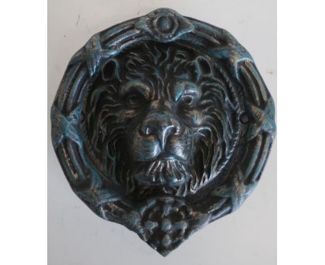 Large cast metal lion mask door knocker (24cm) 