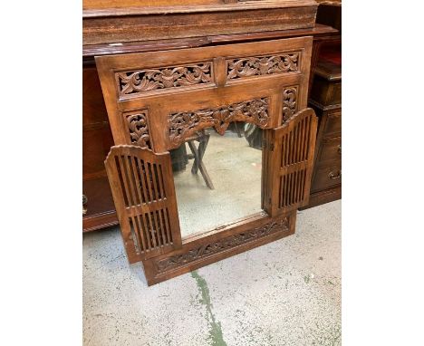 A Tibetan carved wooden mirror with doors 95x79