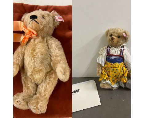 Two Steiff bears, one with white tag 