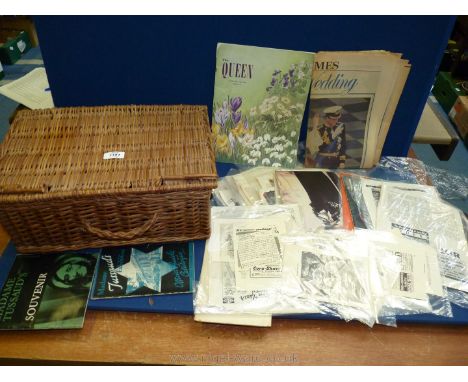 A hamper with magazines etc.