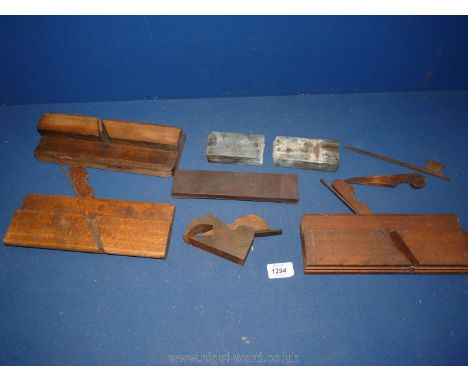 Four vintage Planes and carborundum sharpening stones