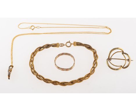 A mixed group of jewellery, including a bi-colour 9ct gold twist design ring, UK hallmark, approx. size M1/2; a 9ct gold open