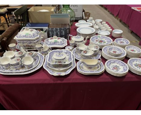 A Copeland Spode 'Mayflower' pattern dinner and tea service of 106 pieces.
