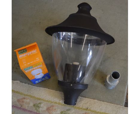 Outside light with bulb 