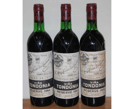 R. Lopez de Heredia vina Tondonia Reserva, 1964, Rioja, three bottles (3)Condition report: Levels and capsules all good.Some 