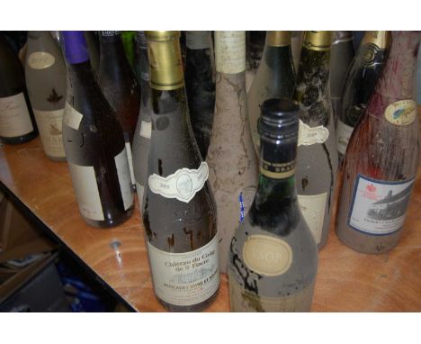 Mixed lot, to include various red and white table wines, four bottles of Brut sparkling wine, sloe gin, VSOP 3 year old brand