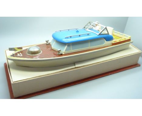 A Schuco Elektro 'Nautico' 5550 model cruiser, boxed