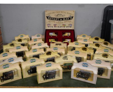 A collection of Lledo Days Gone die-cast model vehicles, boxed (30)