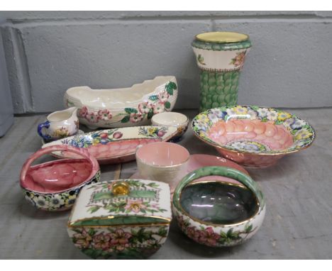 Thirteen pieces of Maling lustre ware **PLEASE NOTE THIS LOT IS NOT ELIGIBLE FOR IN-HOUSE POSTING AND PACKING** 