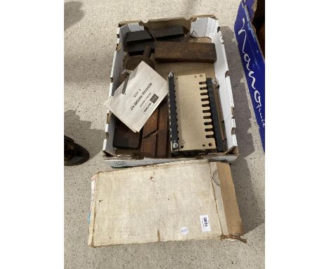 AN ASSORTMENT TOOLS TO INCLUDE A DOVETAIL FIXTURE KIT AND VINTAGE WOOD PLANES ETC 