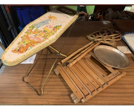 A SELECTION OF ITEMS TO INCLUDE THREE CARPET BEATERS, A JEWSBURY AND BROWN DRINKS TRAY AND A CHAD VALLEY CHILDRENS IRONING BO