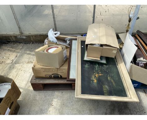 AN ASSORTMENT OF HOUSEHOLD CLEARANCE ITEMS TO INCLUDE CERAMIC PLATES AND PRINTS AND PICTURES ETC 