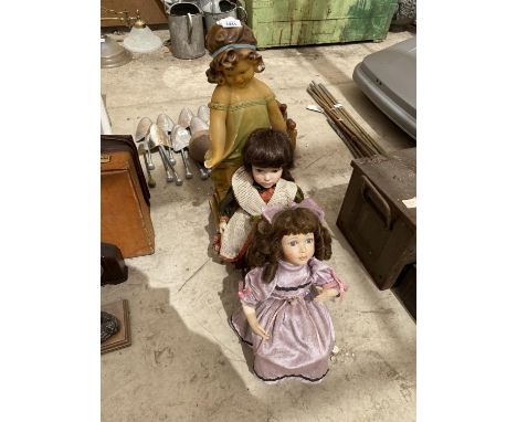 TWO PORCELIN DOLLS AND A FURTHER CERAMIC FIGURE OF A GIRL 