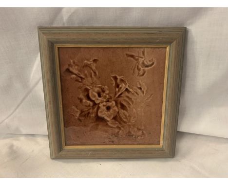 A MINTON {FLORAL}TILE 