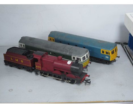 Three Lima 'O' Gauge/7mm Unboxed Locomotives, comprising a Class 4F 0-6-0 steam with six wheel tender L.M.S maroon R/No 4683 
