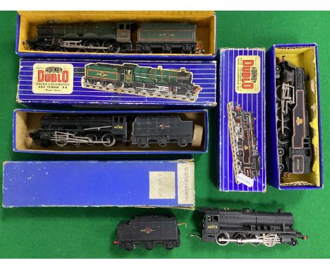 Four Hornby Dublo 'OO' Gauge/4mm Three Rail Steam Locomotives, comprising a 4-6-0 "Bristol Castle" BR green R/No 7013 (good i