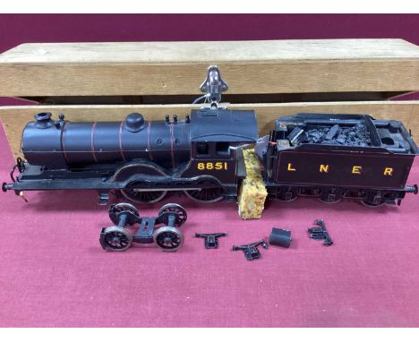 An 'O' Gauge/7mm Brass Kit Built Class 2P 4-4-0 Steam Locomotive with Six Wheel Tender, L.N.E.R black with R/No 8851, a good 