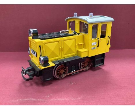L.G.B 'G' Gauge Ref No 20900 Henschel 0-4-0 Diesel Shunter, grey/yellow livery R/No 3005, good unboxed untested condition.