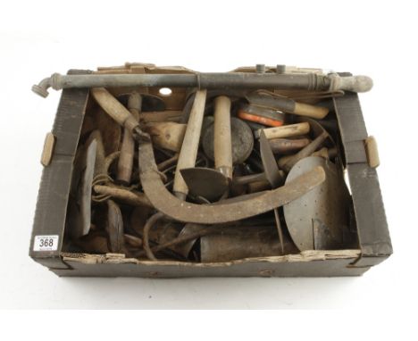 A box of tools G