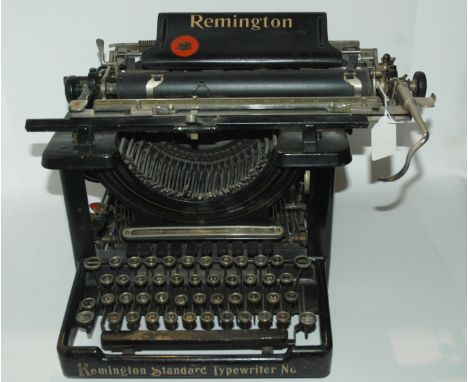 A vintage Remington standard typewriter with French keyboard layout Condition Report: Available upon request