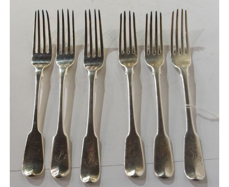 Five silver dinner forks, London 1808 with a single fork, Glasgow 1821 (6), 427gms Condition Report: Available upon request