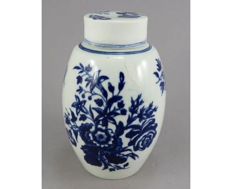 An eighteenth century blue and white transfer-printed porcelain Caughley floral pattern barrel-shaped tea caddy and cover, c.