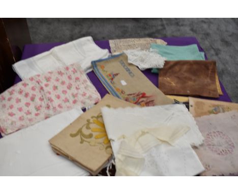 A lovely mixed lot of vintage nightdress and stocking holders, bags and collars etc.