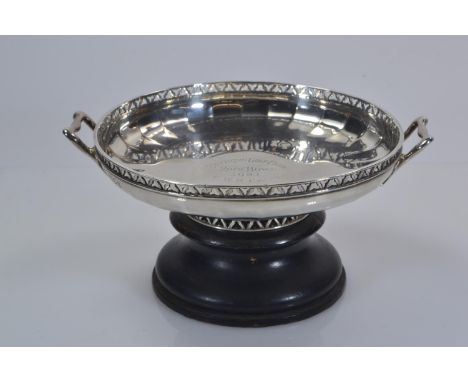 Silver golf trophy, Page Keen & Page Plymouth, London 1931, with inscription to bowl 'Yelverton Golf Club "Rock" Bowl 1931 C.