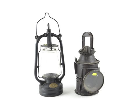 GVL vintage oil lantern, H42cm & a vintage railway lamp with green and red filters, 37cm 