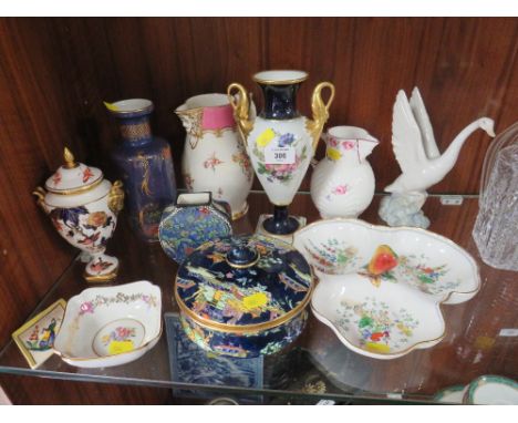 A COLLECTION OF ASSORTED CERAMICS TO INCLUDE A NAO DUCK FIGURE, WILTON WARE VASE, HENRIOT QUIMPER PIN DISH ETC. (11)