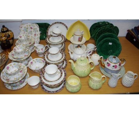 Decorative Ceramics - a Tuscan china tea service for six, including sandwich plate, sugar bowl, etc; an early 20th century Gr