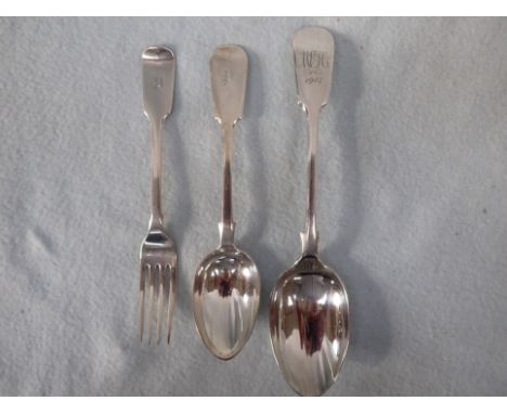 A SILVER SERVING SPOON a fork, and another spoon 182 g