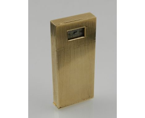 Alfred Dunhill, England. An Art Deco 9ct gold key and photo frame holder, with built-in clock to hinged compartment. 