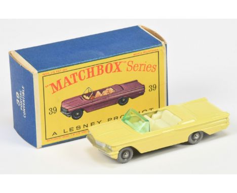 Matchbox Regular Wheels 39b Pontiac Bonneville Convertible - Stannard Code 12 - primrose yellow body, turquoise green windscr