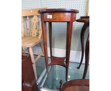 An Edwardian inlaid mahogany and burr walnut lamp table, having single frieze drawer 