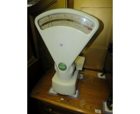 W & T Avery Ltd, Birmingham, vintage white enamel finished shop scales 