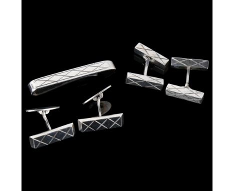 Various Danish sterling silver geometric dress jewellery, comprising 2 x pairs of cufflinks, and 1 tie clip, makers included 