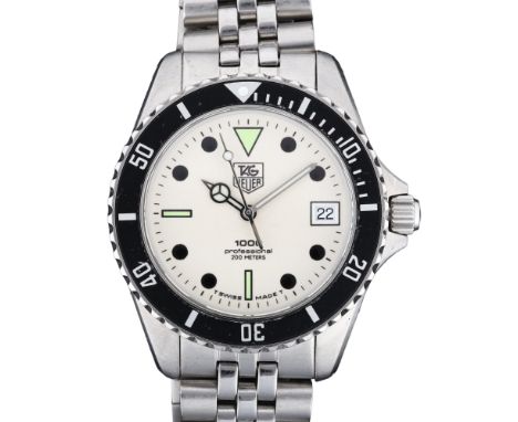 TAG HEUER - a Vintage stainless steel 1000 Professional 200M quartz bracelet watch, ref. 980.113N, cream dial with dot and ba