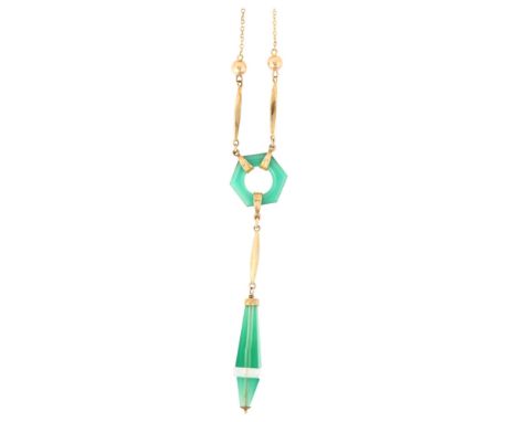 An Art Deco green glass drop pendant necklace, unmarked yellow metal settings, pendant height 65.2mm, necklace length 40cm, 5