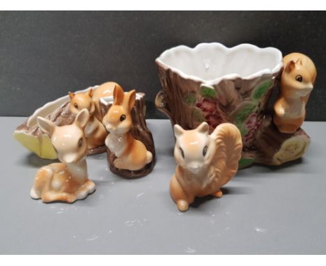 5 PIECES OF FAUNA HORNSEA POTTERY ANIMALS SQUIRREL TROUGH, RABBITS AND DOE