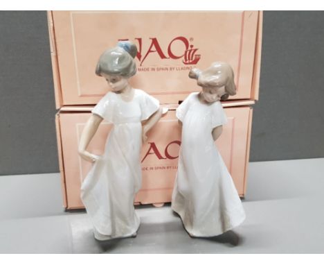 2 NAO BY LLADRO FIGURES 1110 HOW PRETTY AND 1109 SO SHY BOTH WITH ORIGINAL BOXES