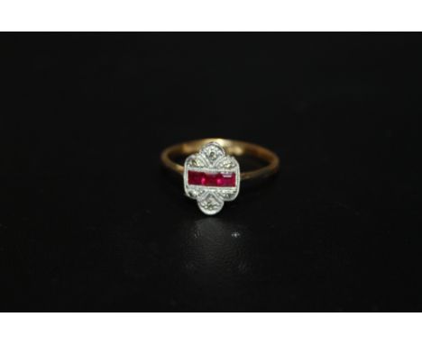 AN 18 CARAT GOLD RUBY AND DIAMOND RING, approx weight 2.2g, ring size O