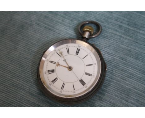 A HALLMARKED SILVER OPEN FACE MANUAL WIND POCKET WATCH - CHESTER 1890, Dia 5.5 cm